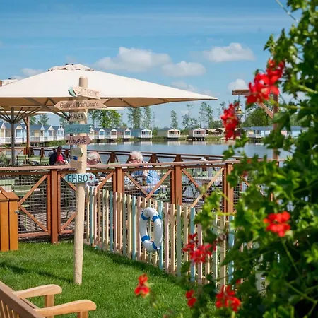 Familie Molenwaard Chalet Ottoland